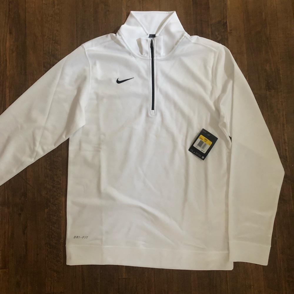 Nike men’s quarter zip NWT
